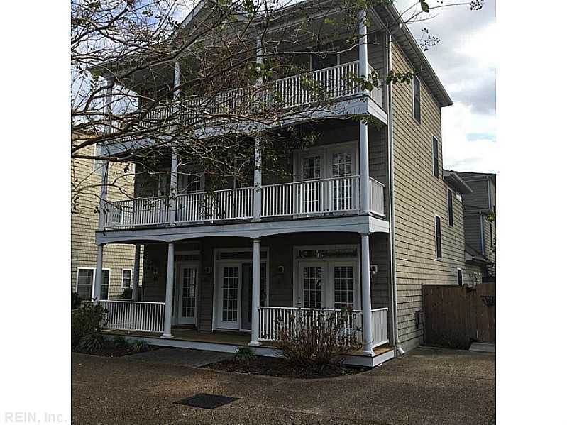 Virginia Beach House: 212 85th Street #D