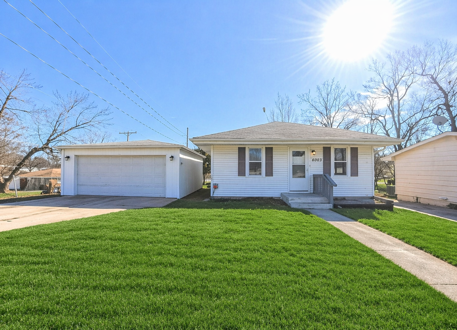 Des Moines House: 4003 SE 2nd St