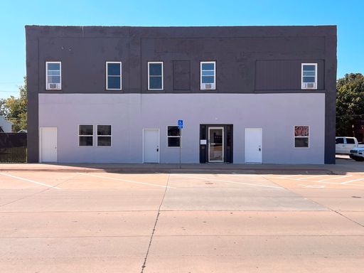 Spacious 2 Bedroom 1 Bathroom Apartment