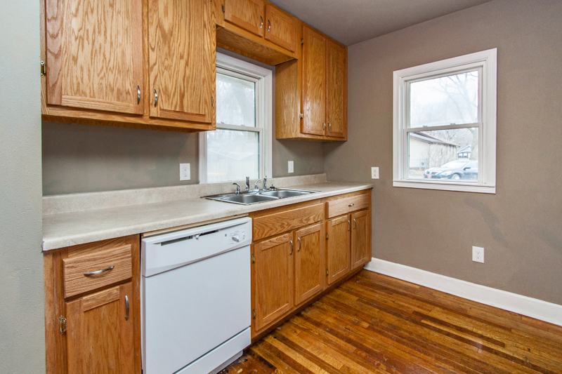 Des Moines House: 3924 2nd Ave