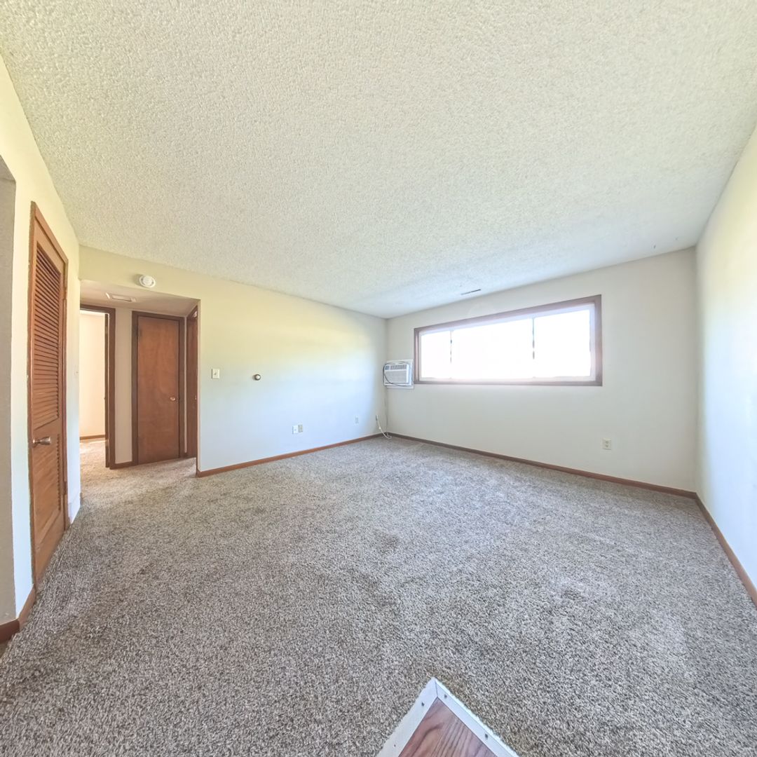 Knoxville Apartment: 1105 N Depot St