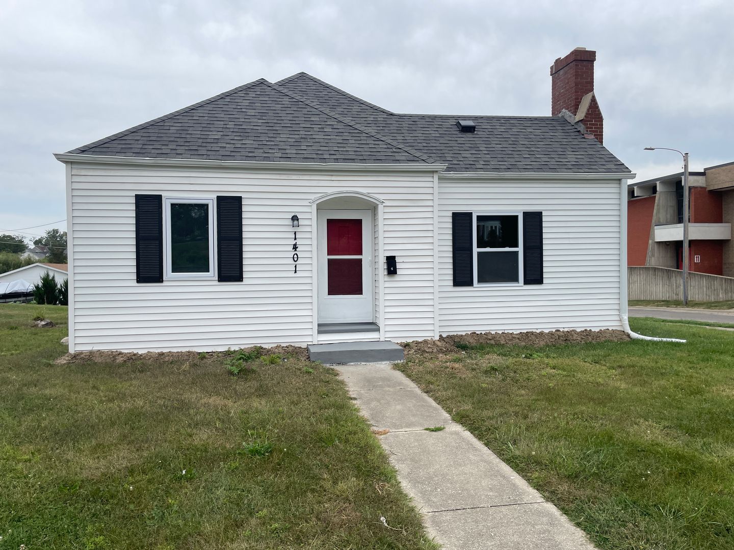 Marshalltown House: 1401 W Main St
