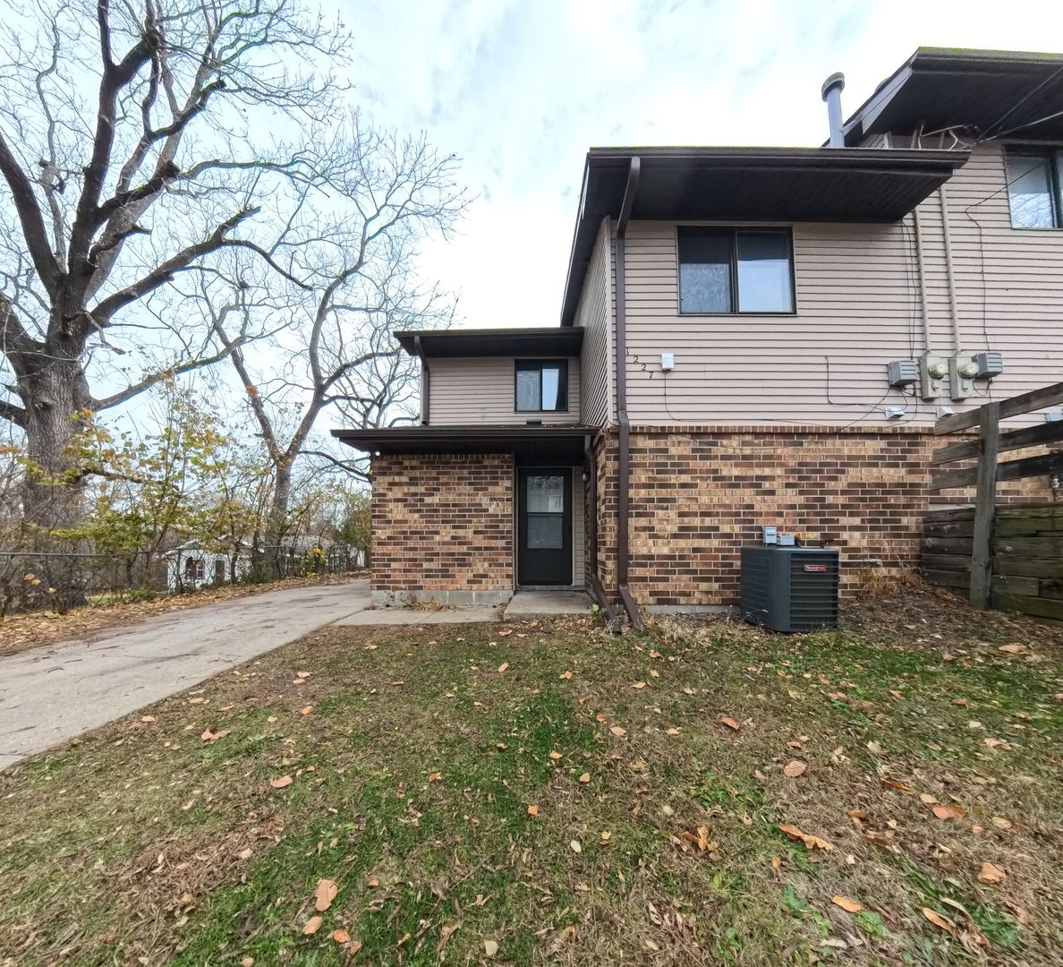 Des Moines Apartment: 1227 Williams St