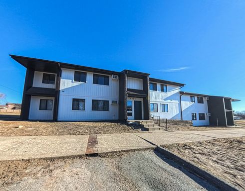 2 Bedroom, 1 Bath Apartment