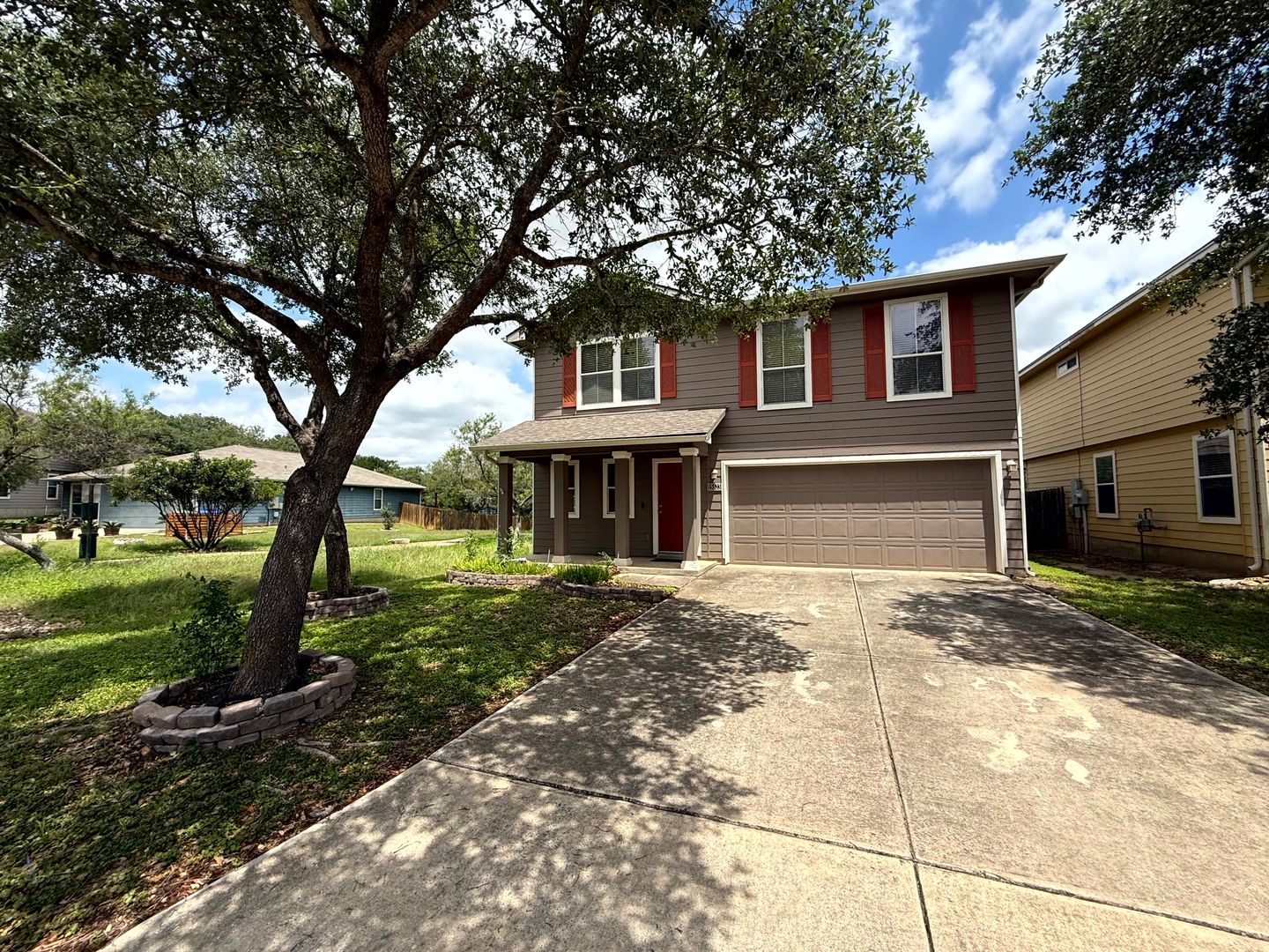 San Antonio House: 15523 Jane Grove