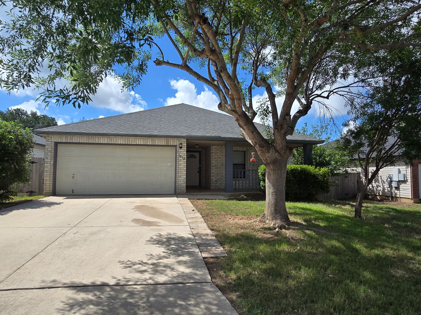 Schertz House: 1012 Sycamore