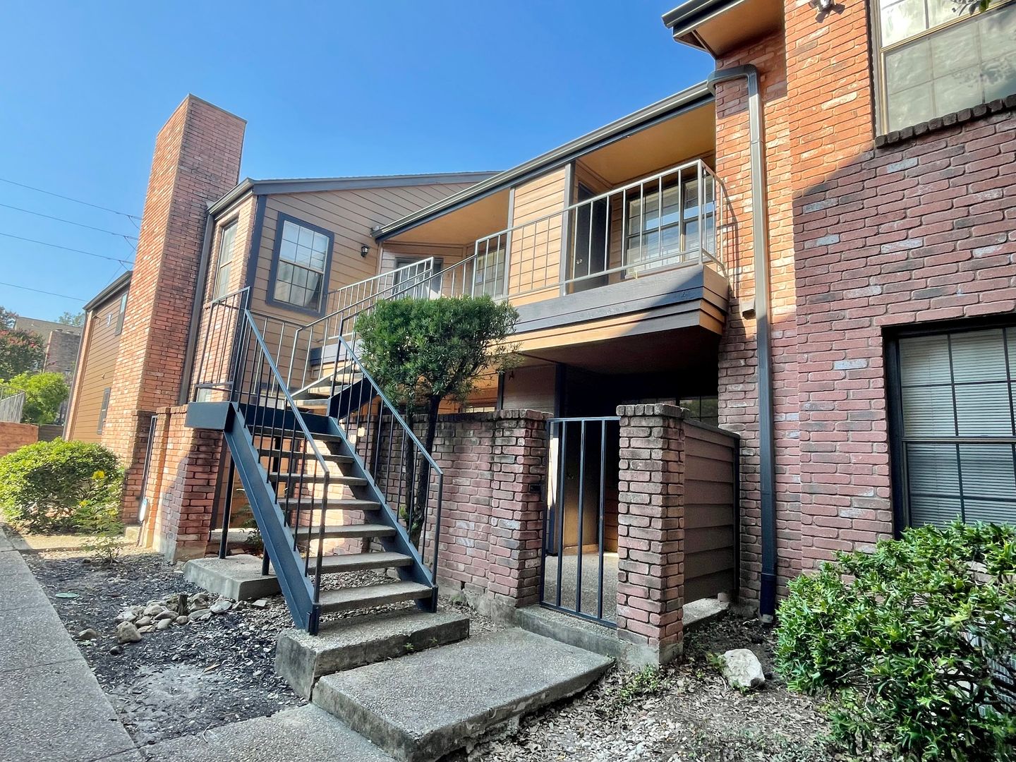 San Antonio House: 4803 Hamilton Wolfe #312