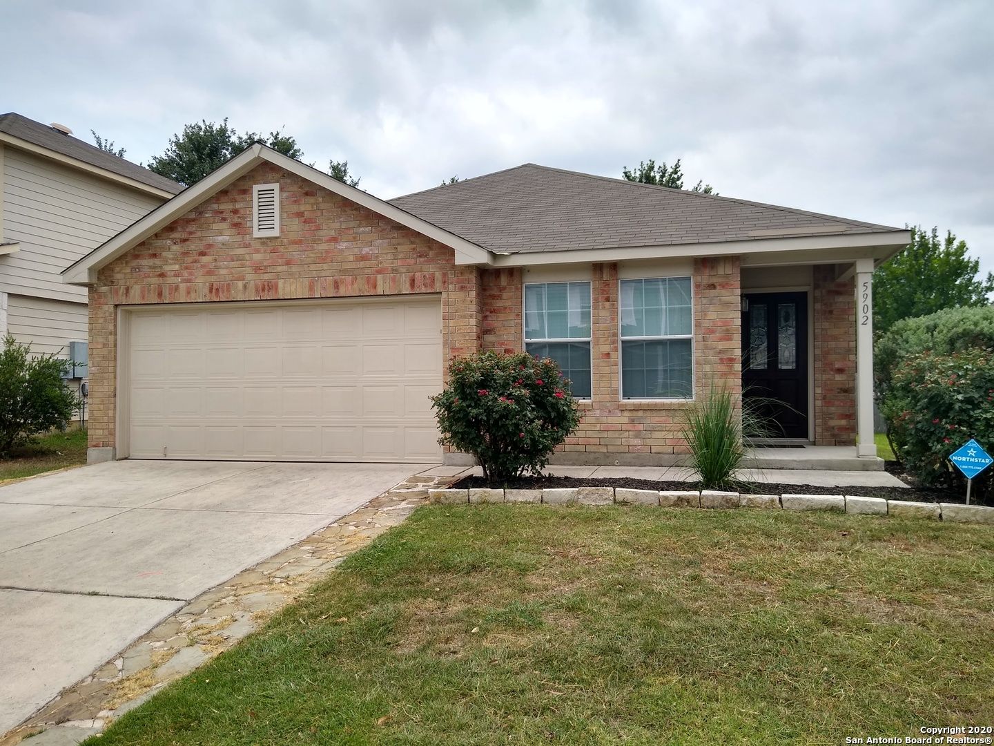 San Antonio House: 5902 Trent Ranch