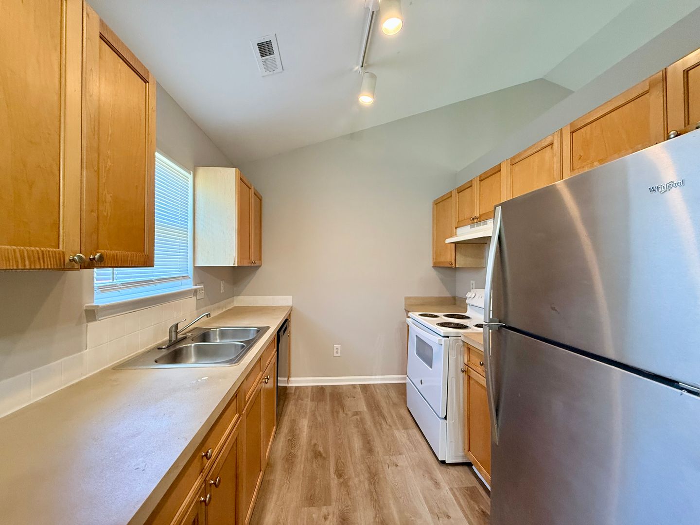 Charlotte House: 1509 Crandon Drive