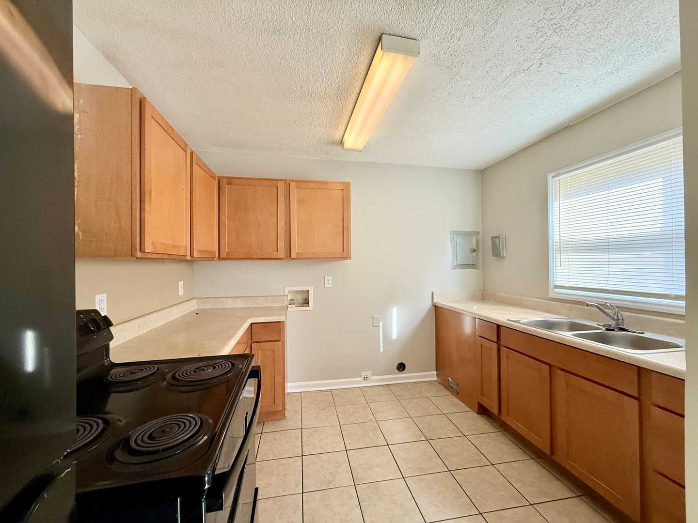 Charlotte Townhome: 1132 Montcalm St