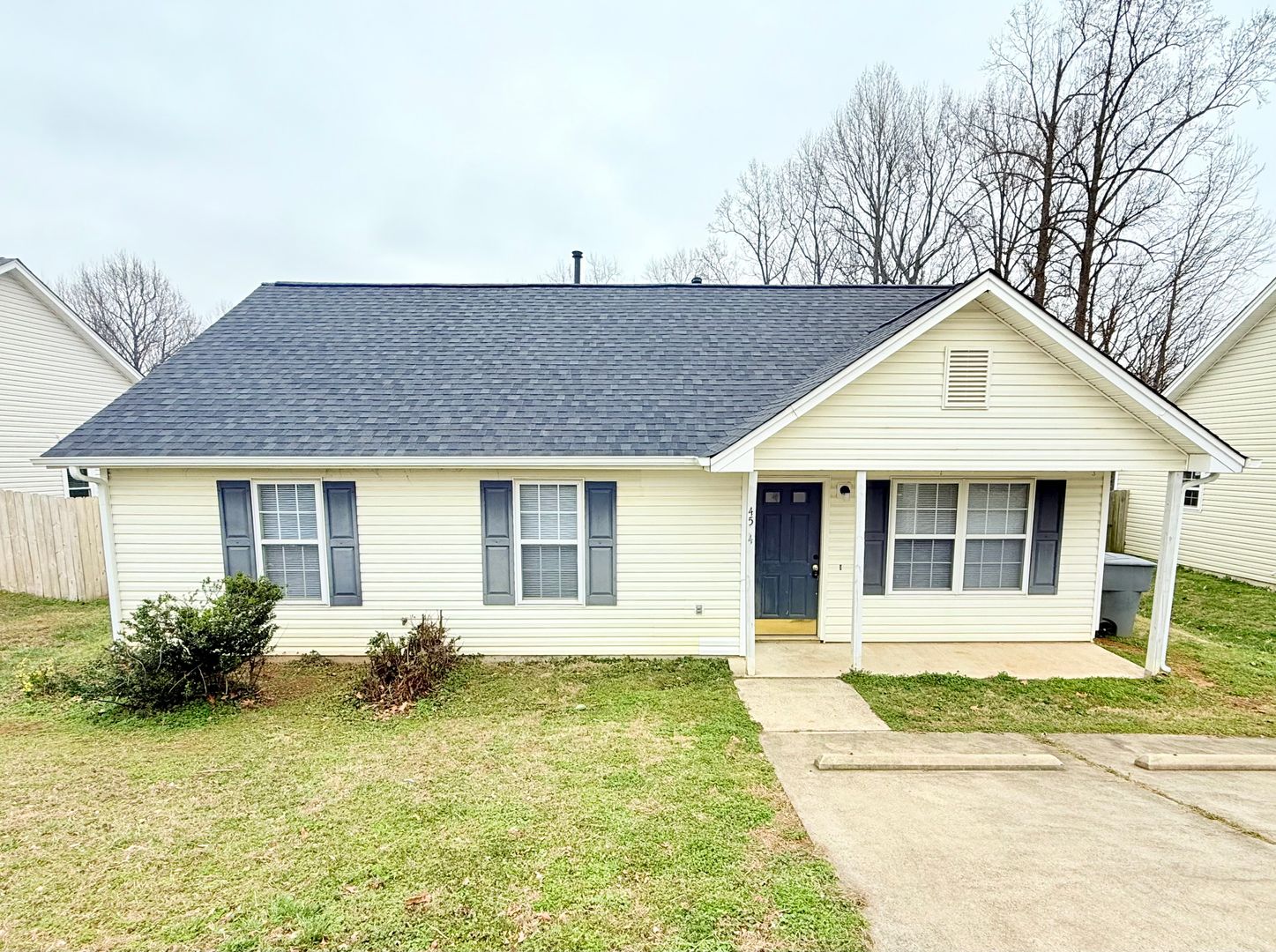 Charlotte House: 4504 Biesterfield Dr