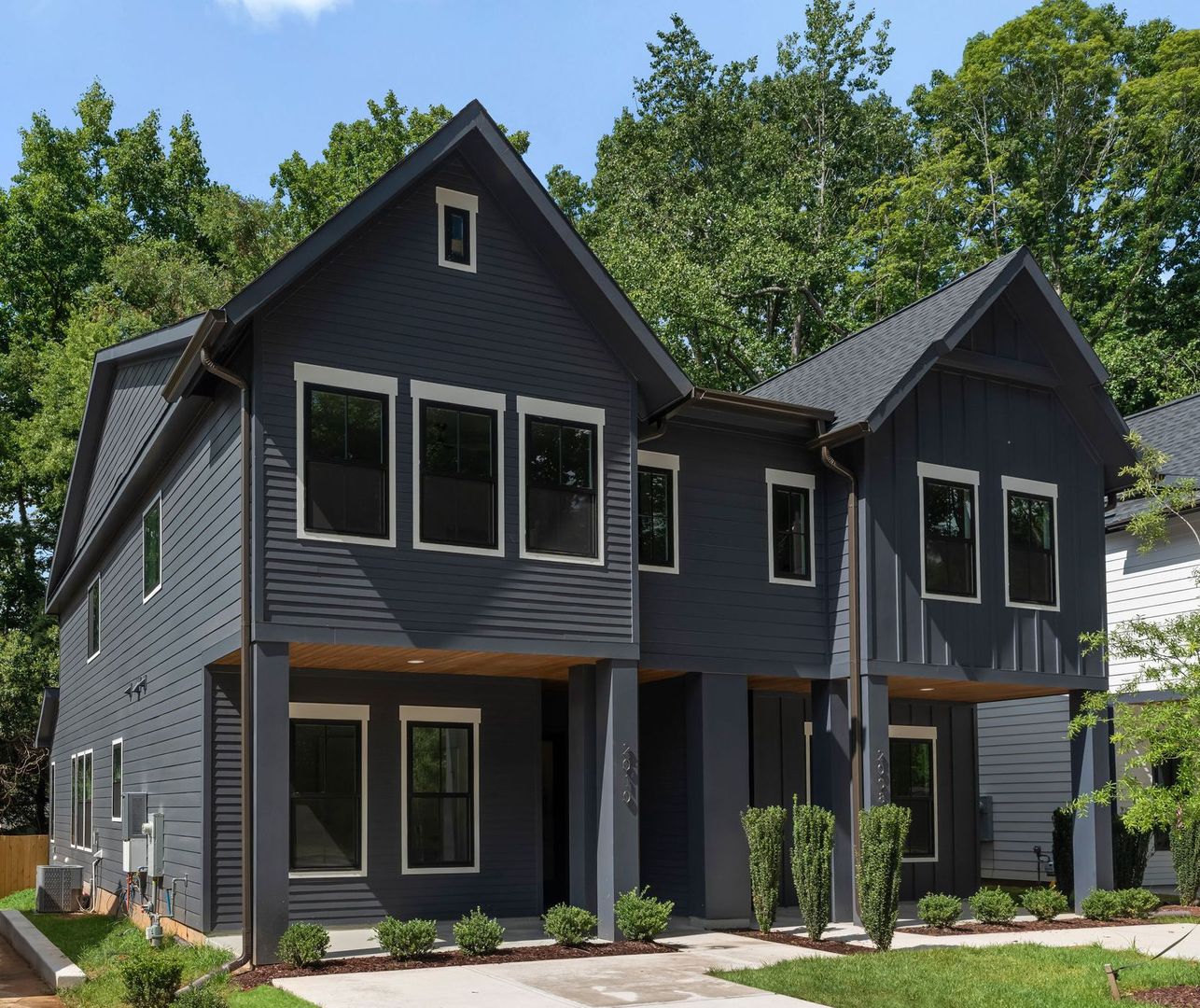 Charlotte House: 2008 St Johns St.