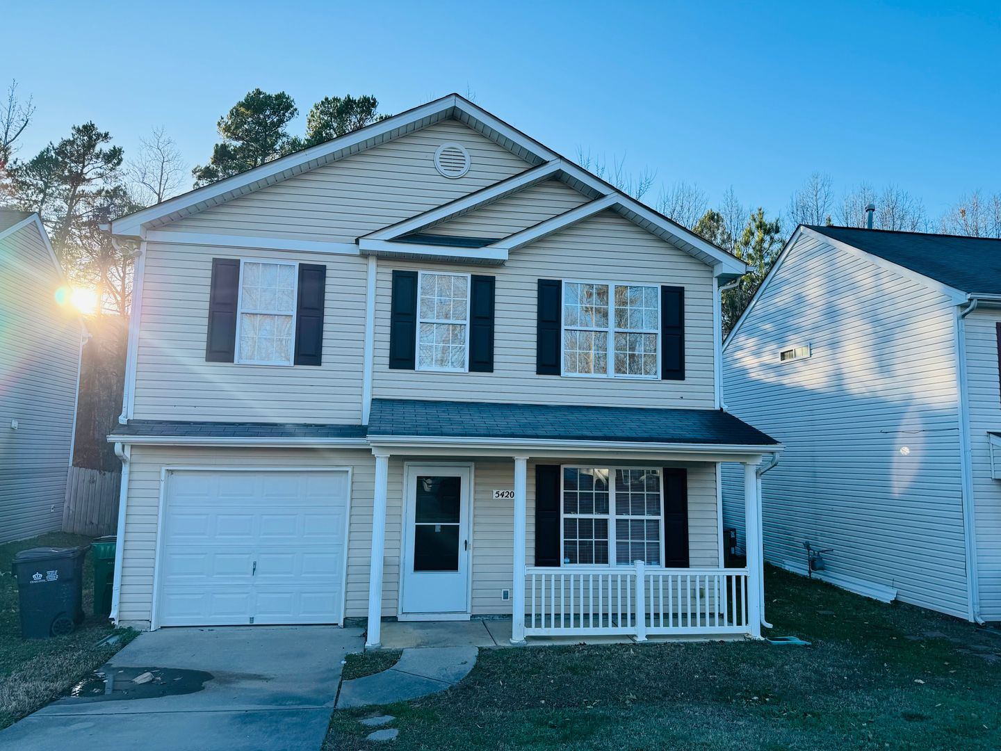 Charlotte House: 5420 Henderson Oaks Dr.
