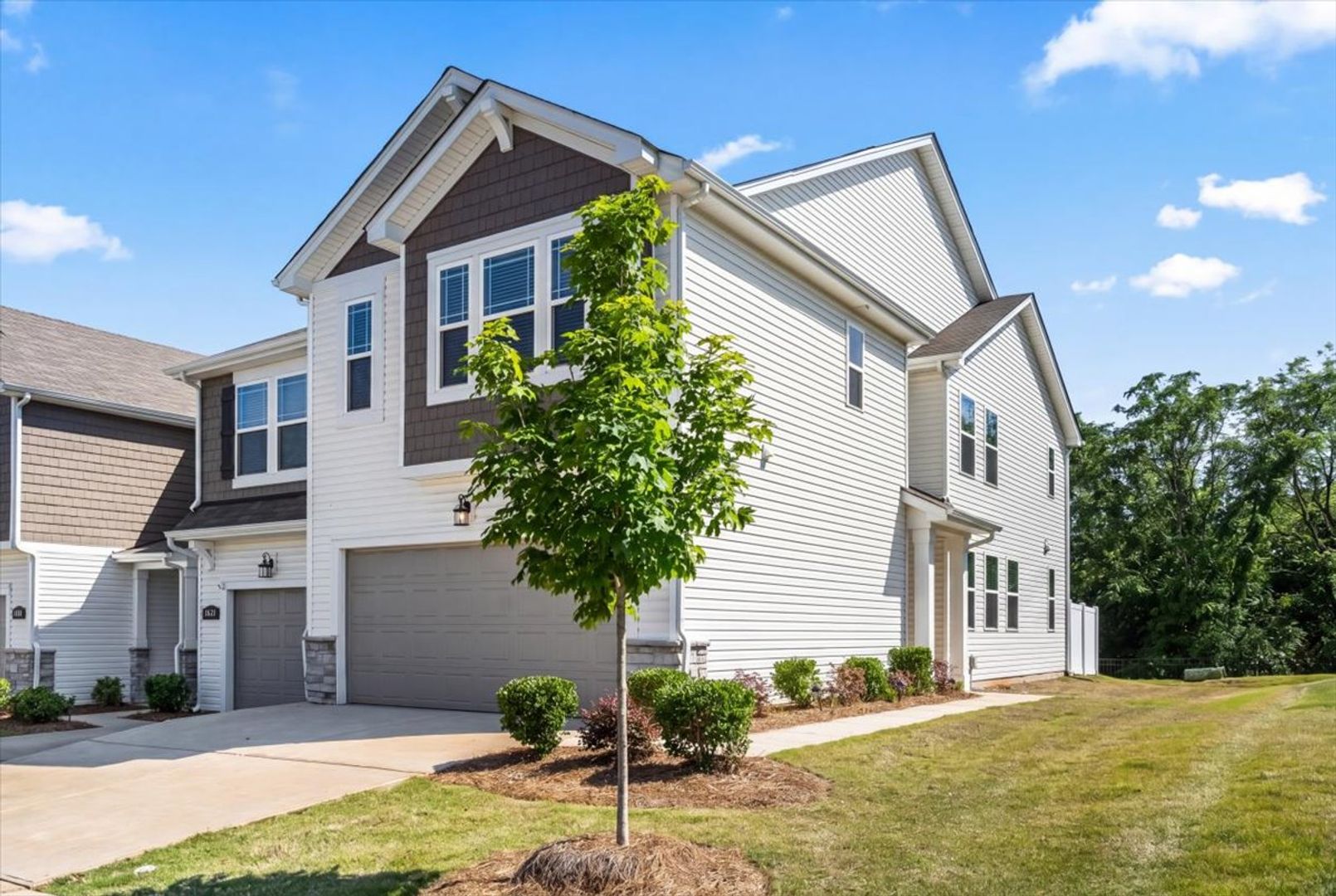 Charlotte House: 4529 Iron Oak Ln Unit 1