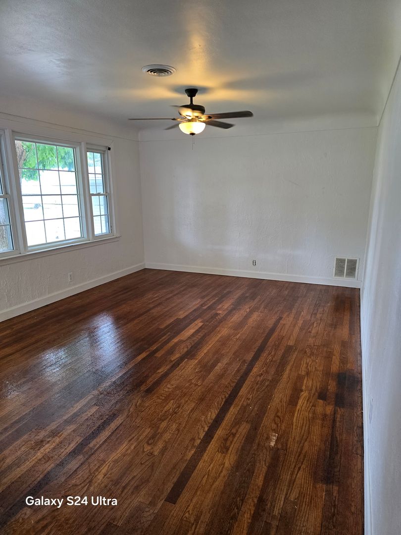 Swansea House: 2101 Caseyville