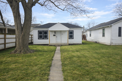 2 bed, 1 bath in quiet East Alton neighborhood! – photo 1
