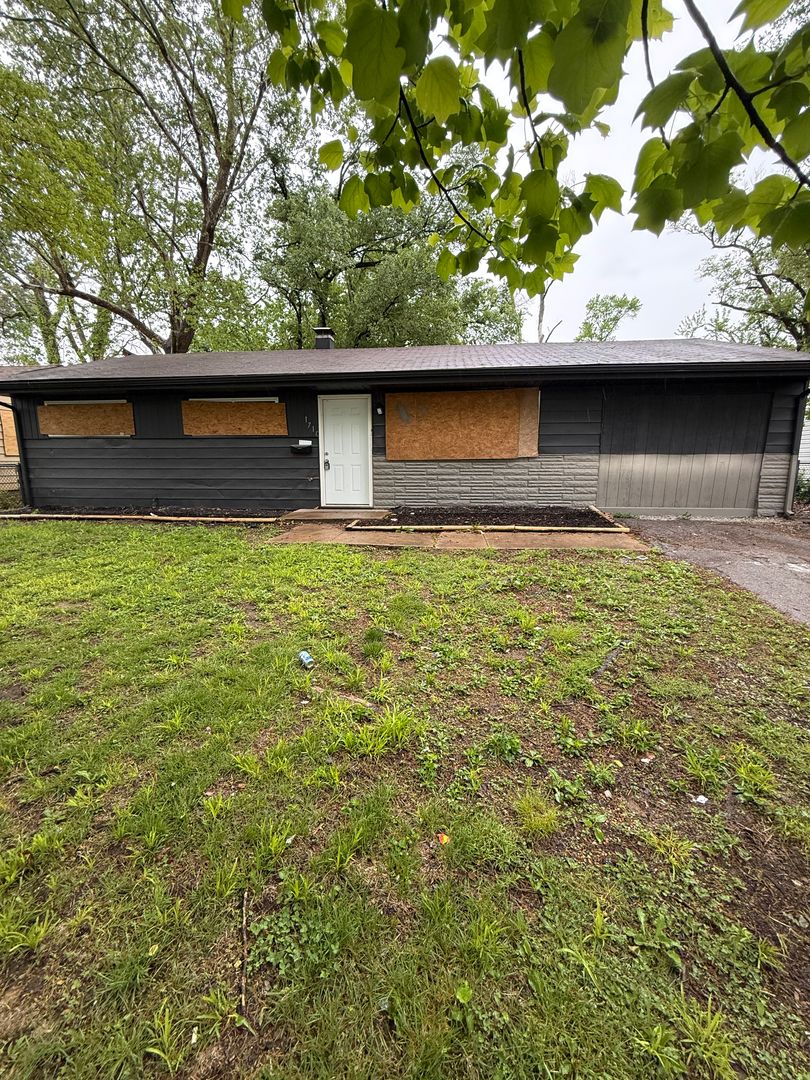Cahokia House: 1710 Parklane Dr