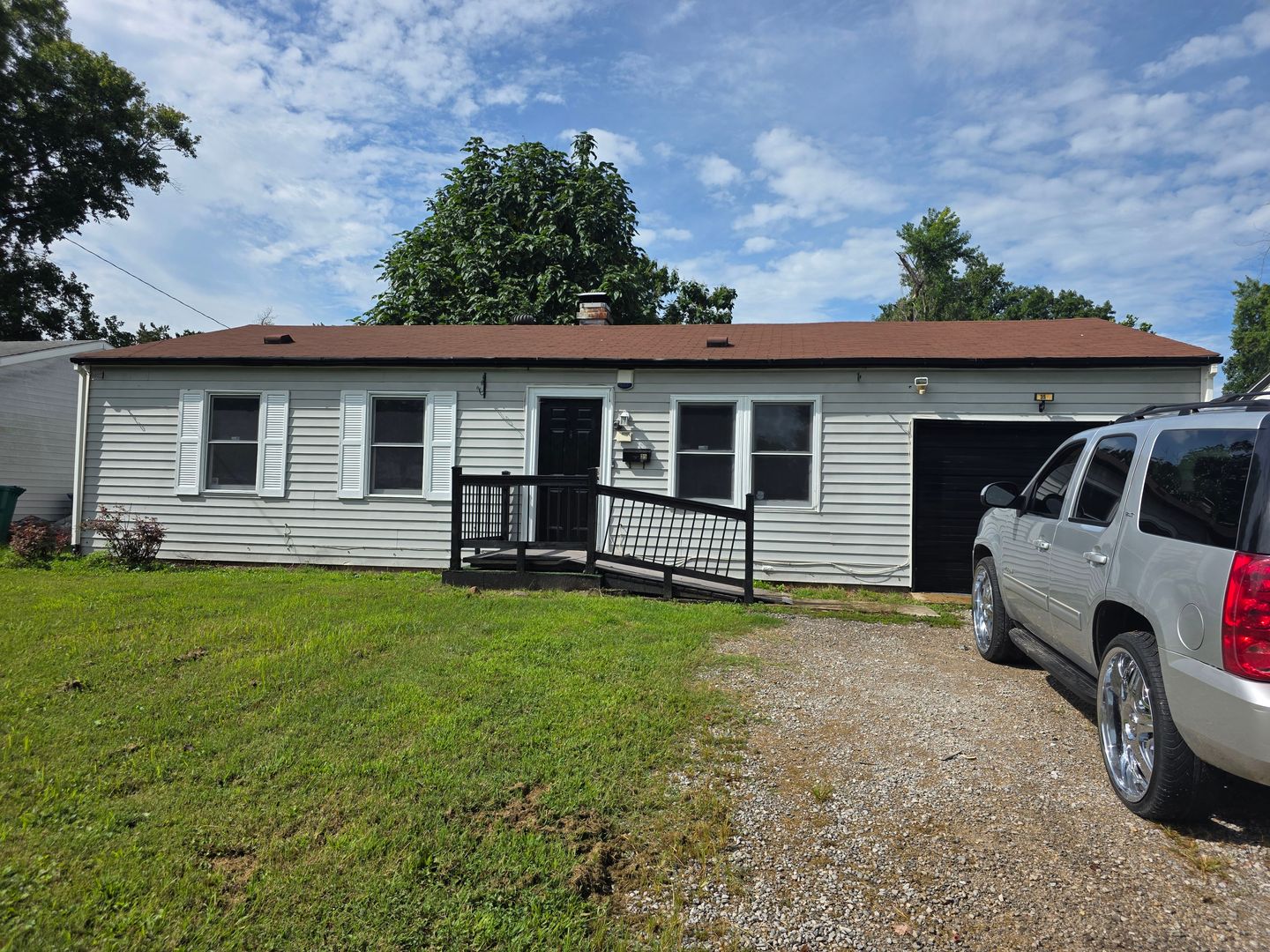 Cahokia House: 35 Westwood