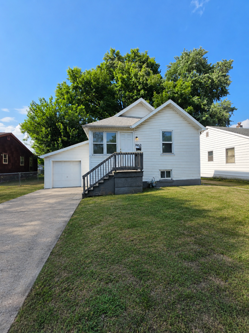 Granite City House: 2663 E 23rd St