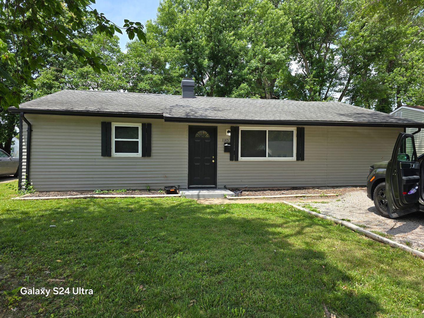 Cahokia House: 1143 St Rose Ln