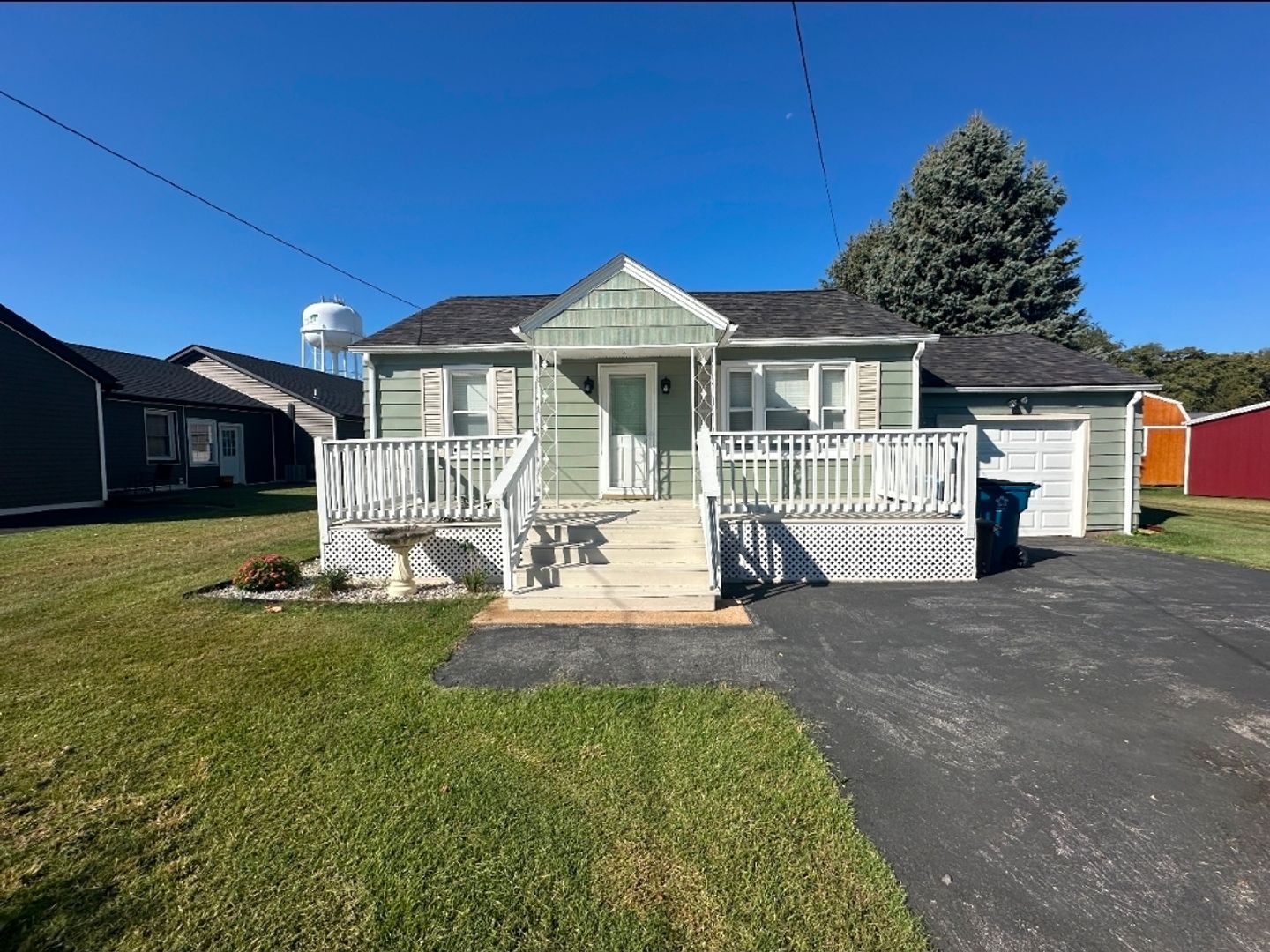 Wood River House: 120 15th St