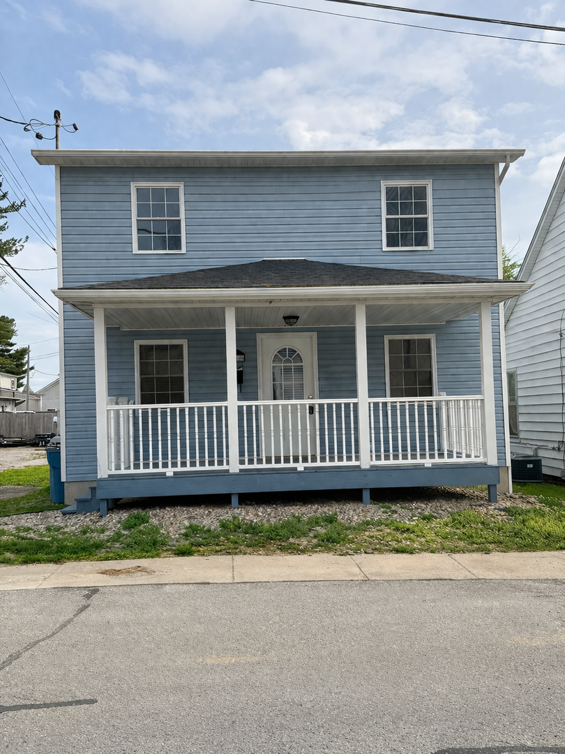 Collinsville House: 108 Hesperia