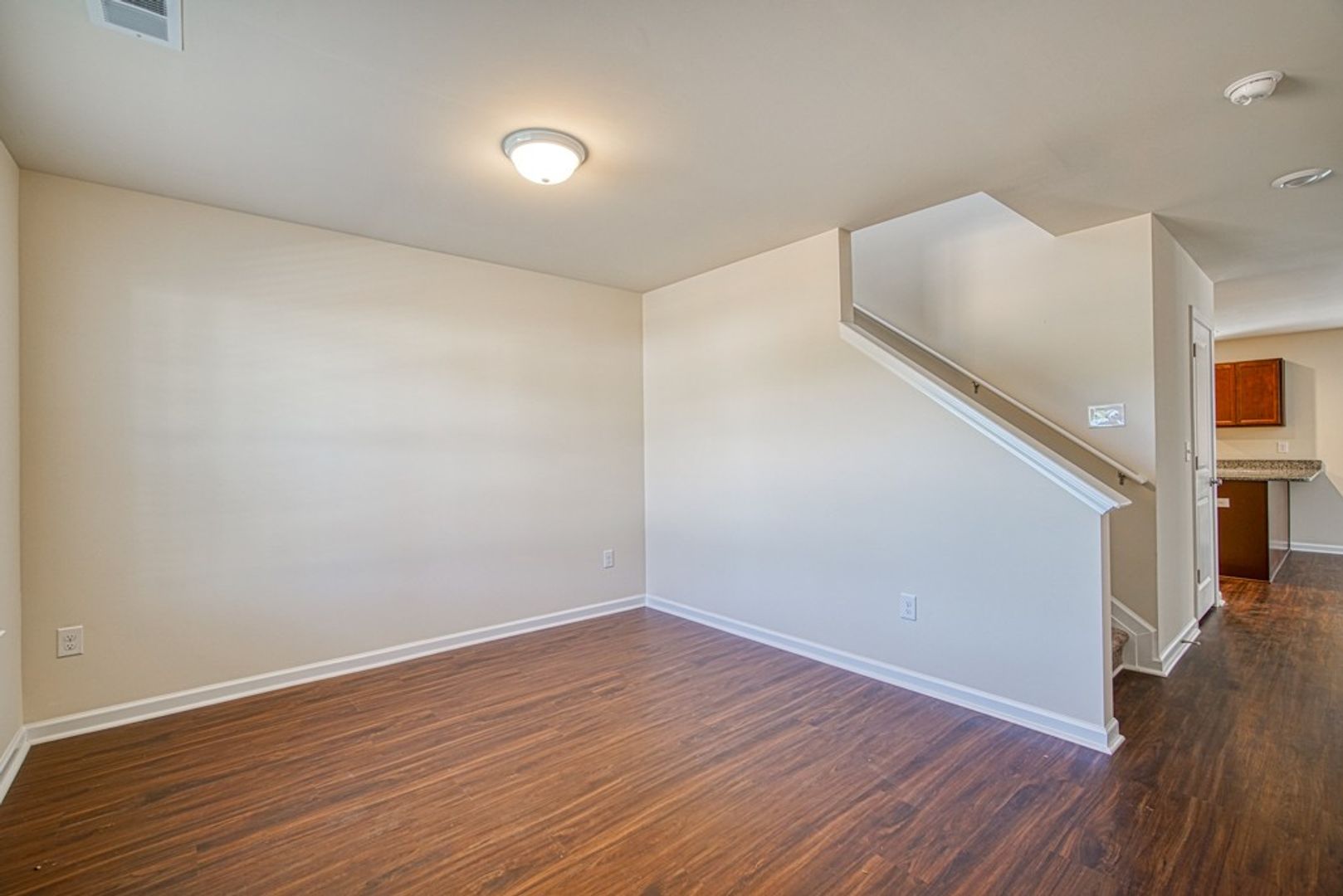 580 Millsgate Circle 7 of 12