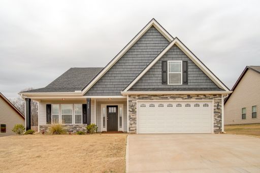 Wonderful Home On Large Lot, District 5 Schools