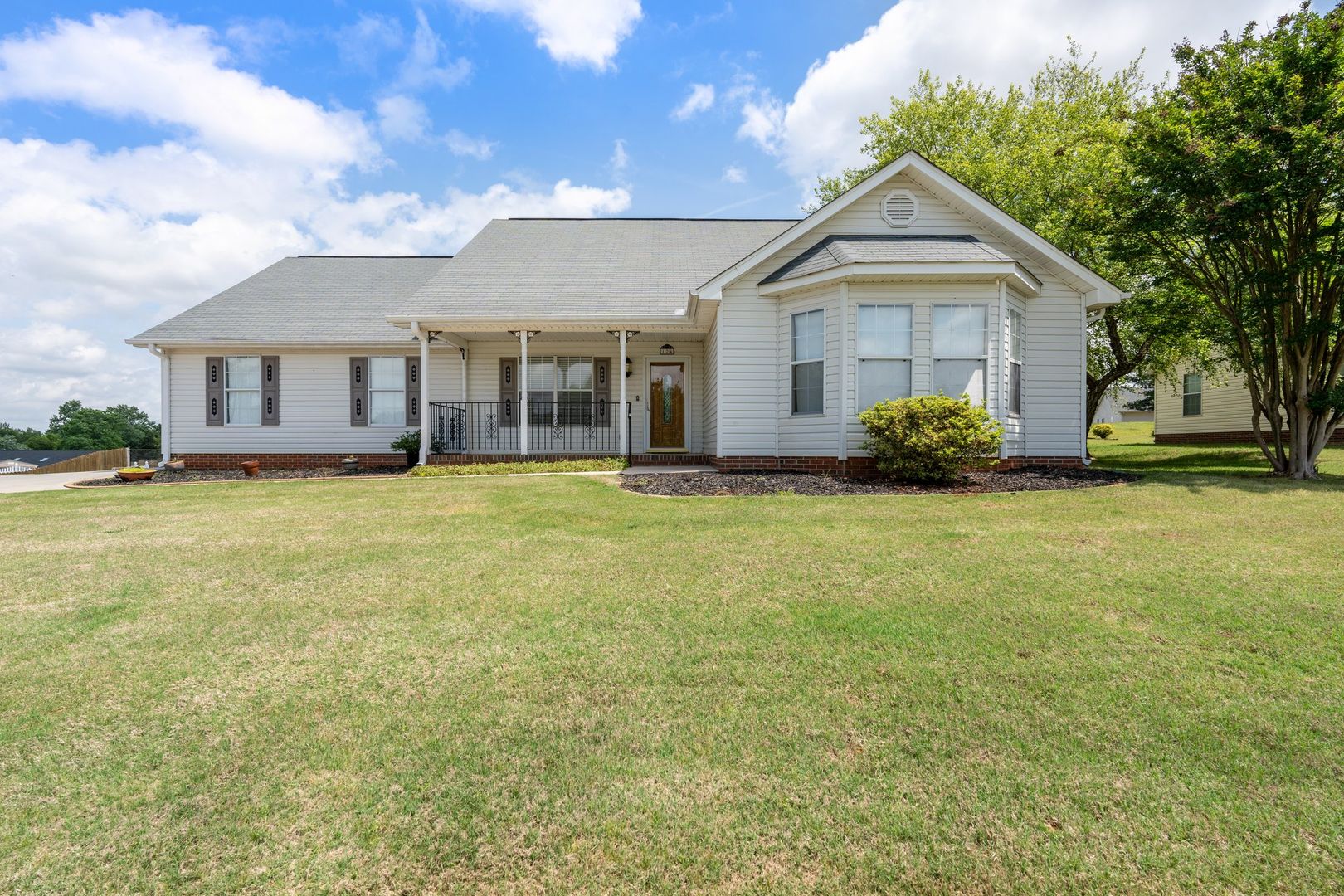 Greer House: 124 Cornelson Drive