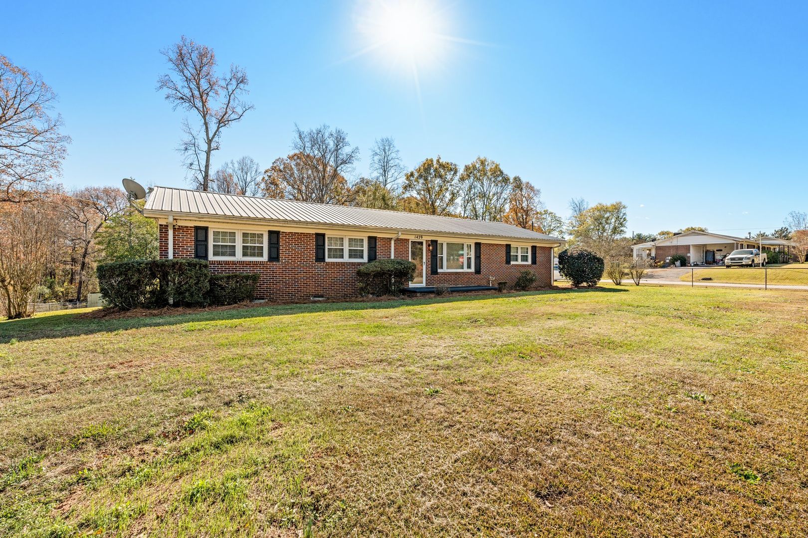 Spartanburg House: 1429 John Dodd Road