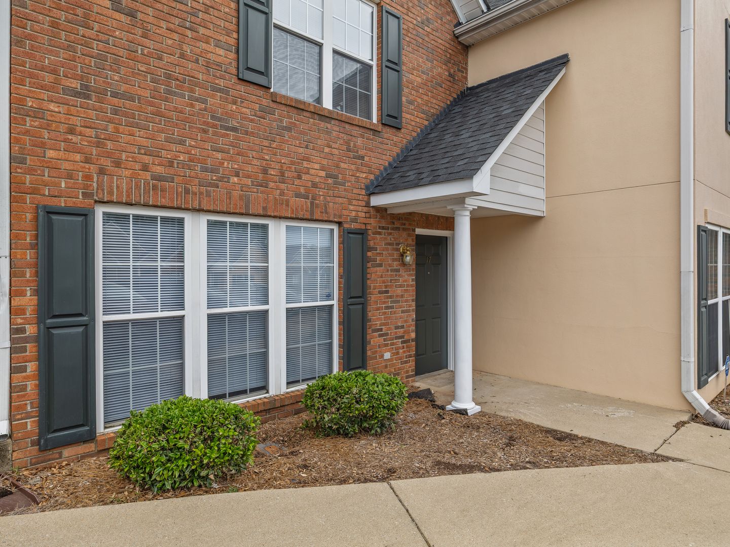 Greer Townhome: 17 Whitfield Way