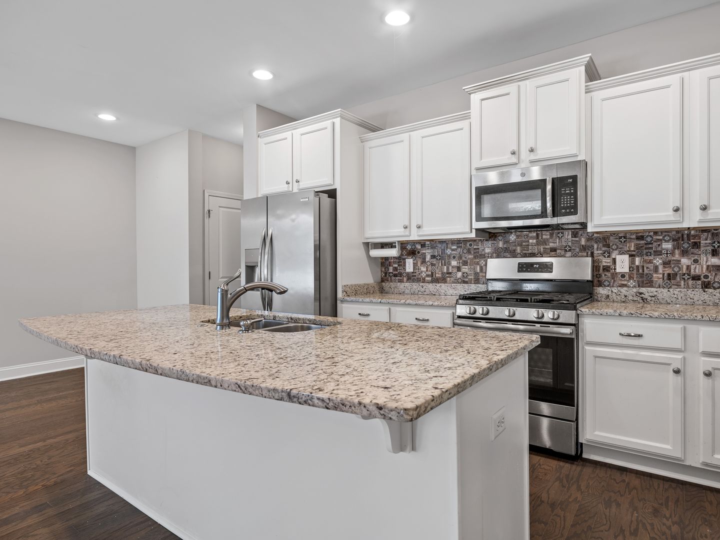 Greer Townhome: 4 Tatum Ln