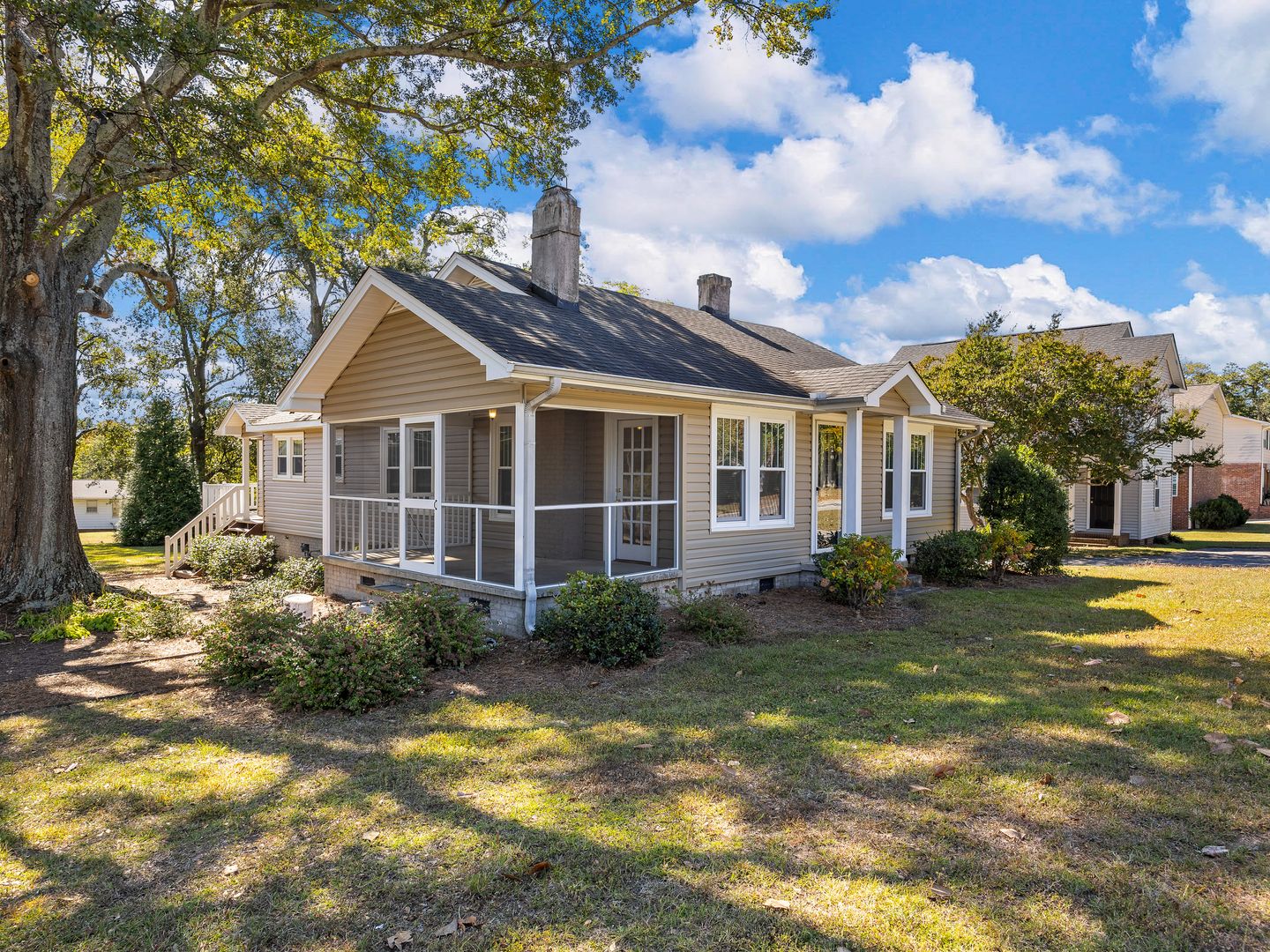 Greer House: 201 Lancaster Ave