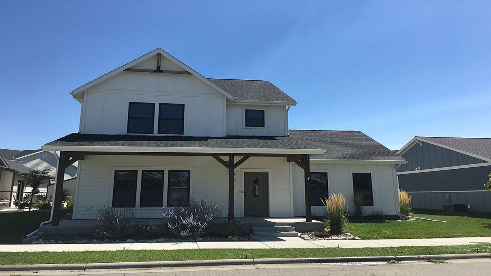 BILLINGS House: 1711 LONE PINE DRIVE