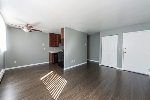 Move-In Special – Get Your 2nd & 3rd Months’ Rent FREE with a 14-Month Lease! – photo 1