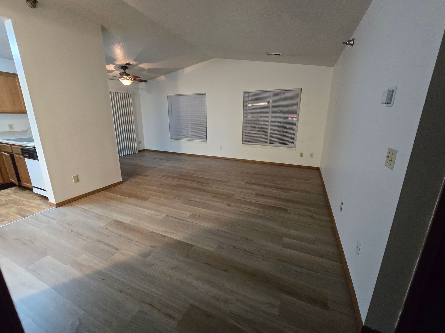 Sioux Falls Apartment: 4601-4609 E 26th St