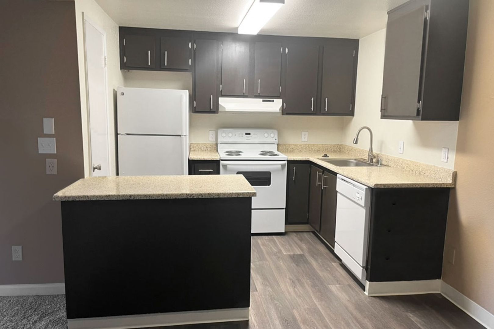 Sacramento Apartment: 5341 Walnut Ave