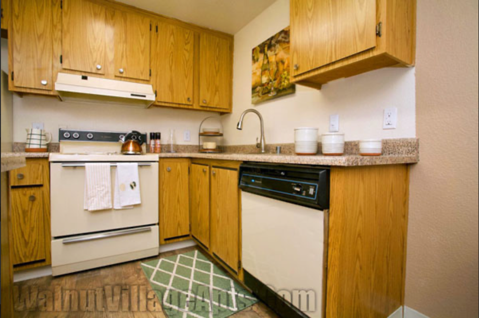 Sacramento Apartment: 5341 Walnut Ave