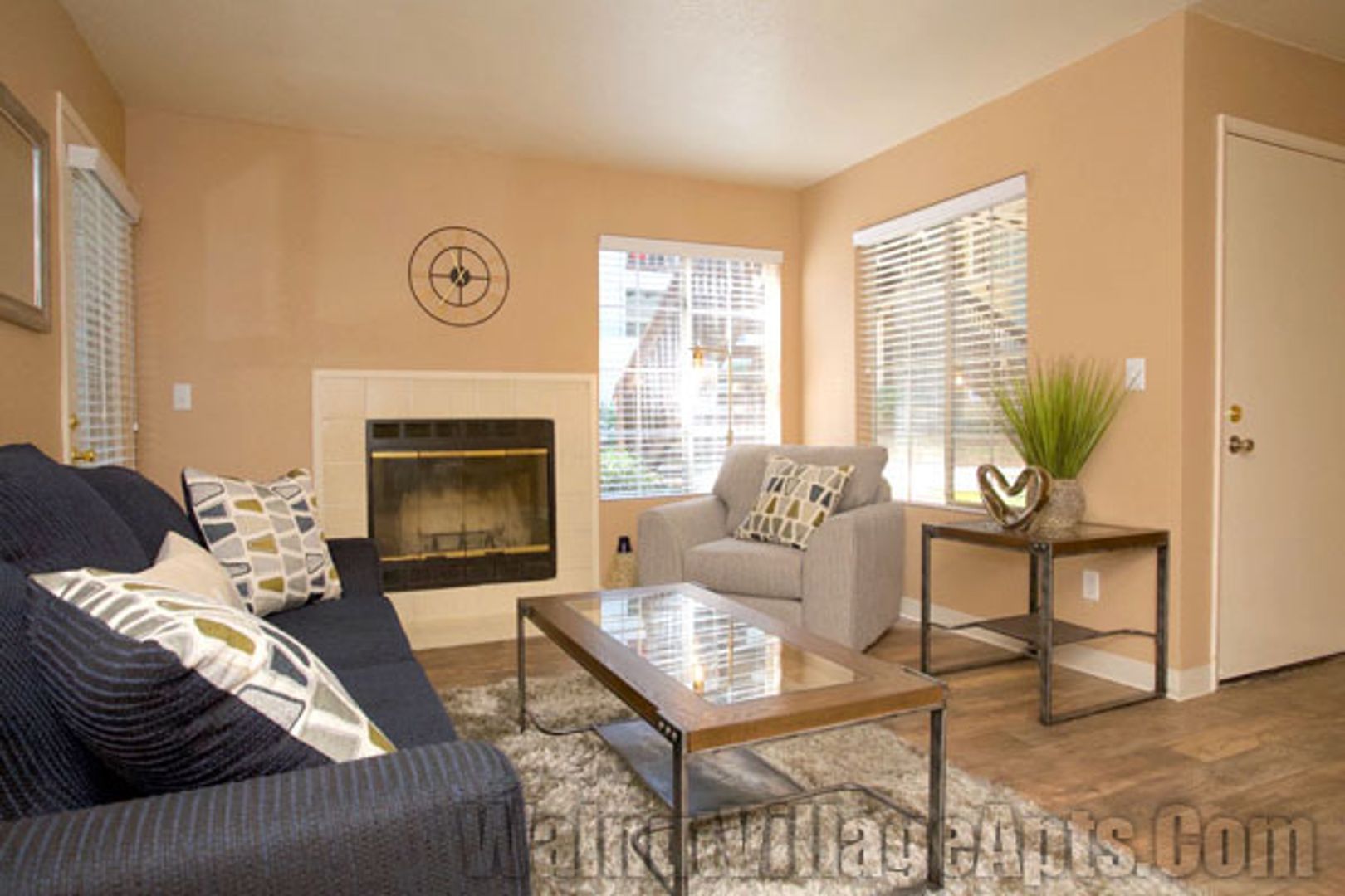 Sacramento Apartment: 5341 Walnut Ave