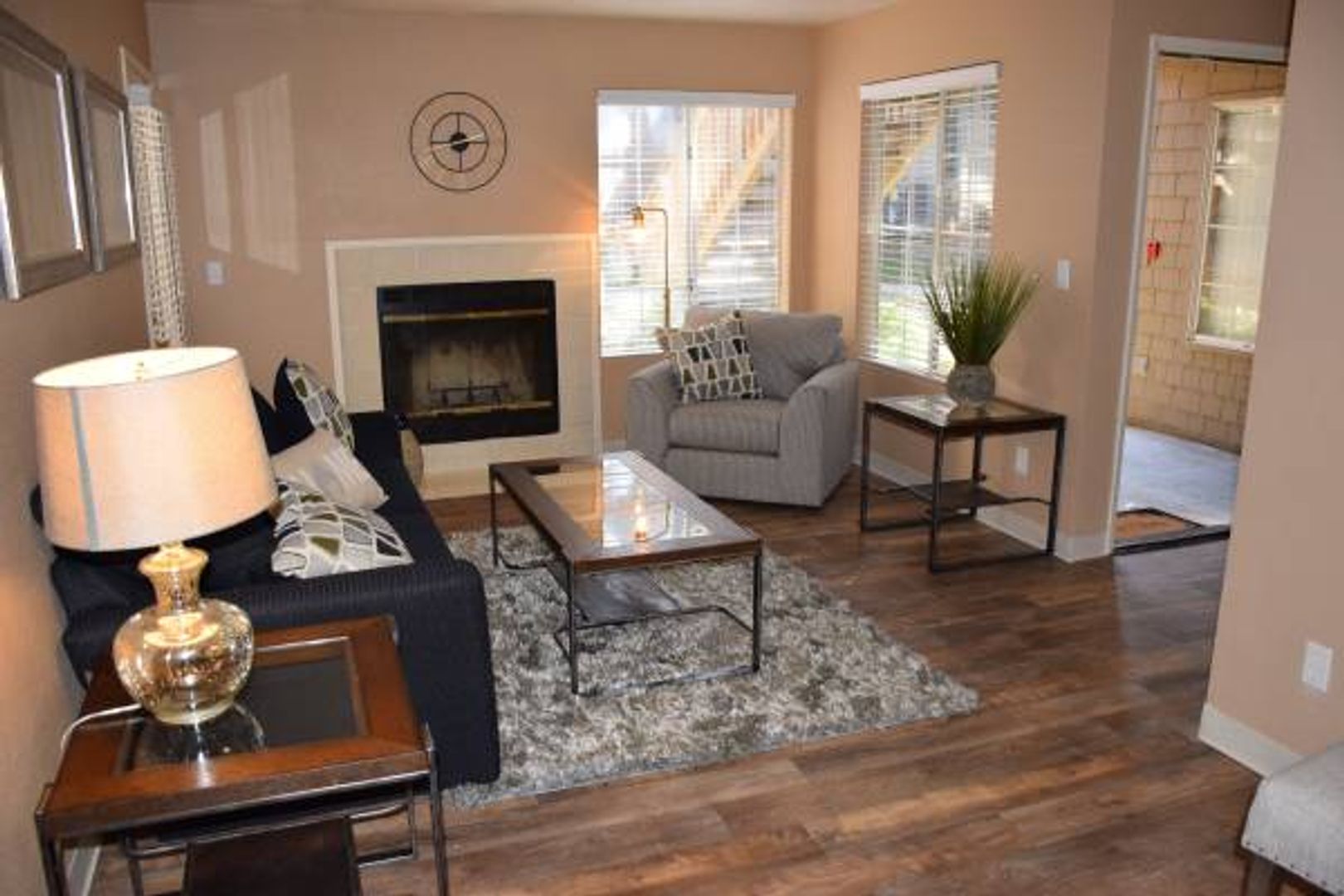 Sacramento Apartment: 5341 Walnut Ave