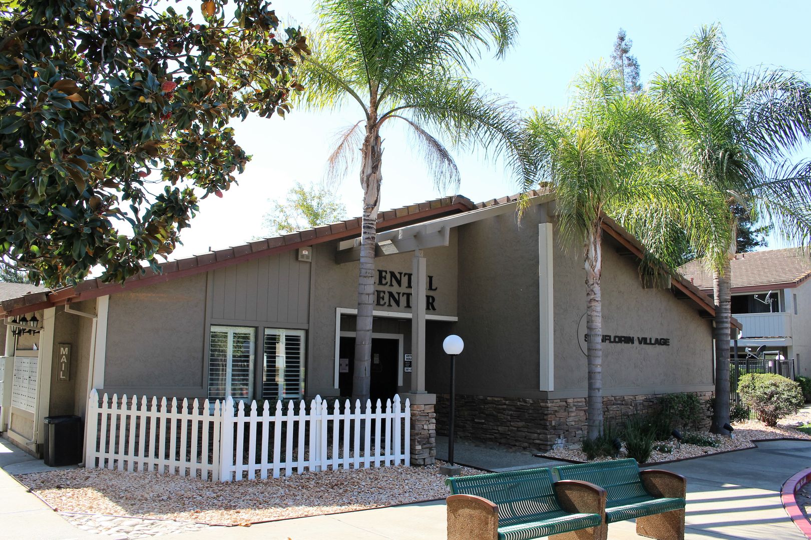 Sacramento Apartment: 8550 Florin Road