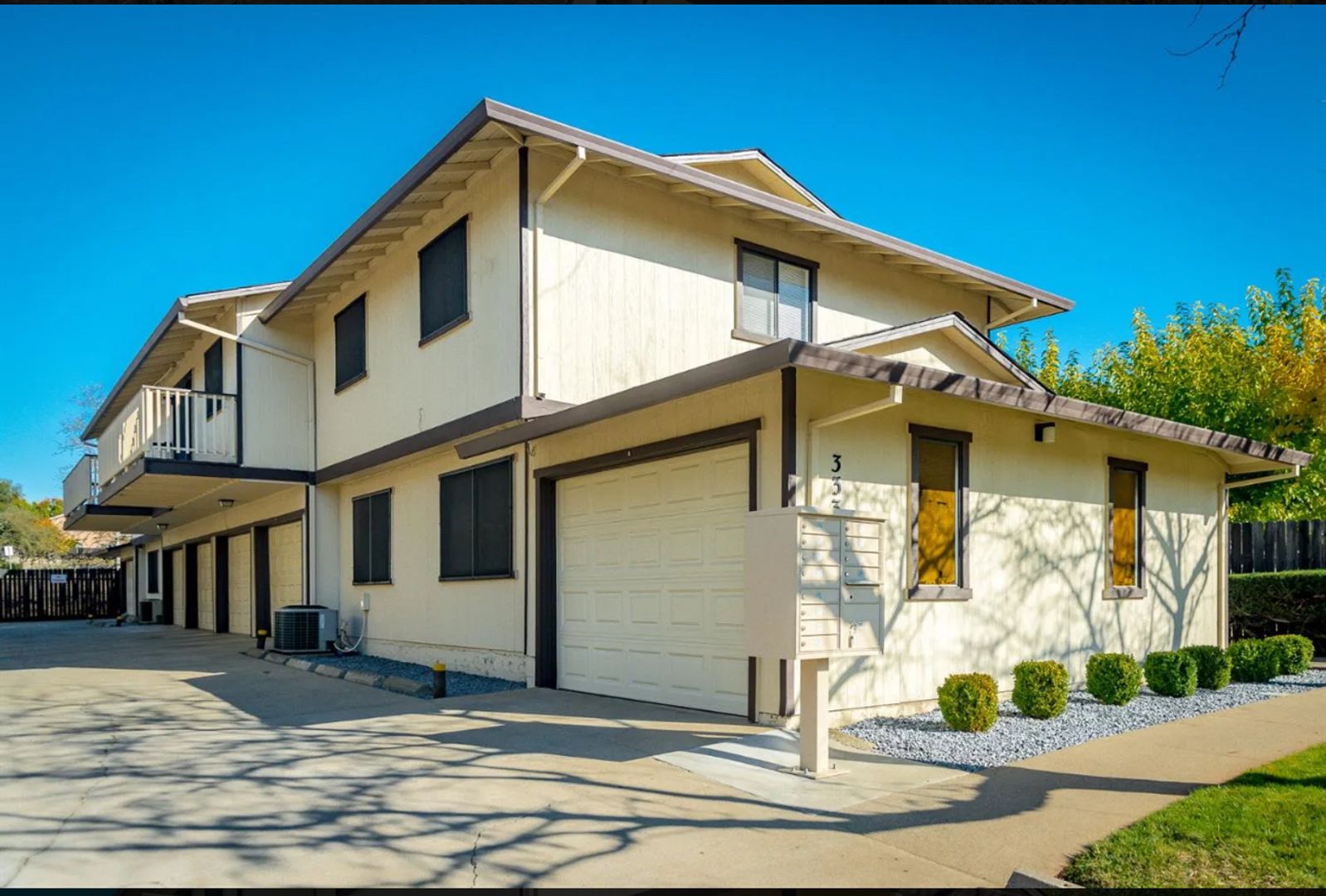 Cameron Park Apartment: 3337-3339 La Canada Dr