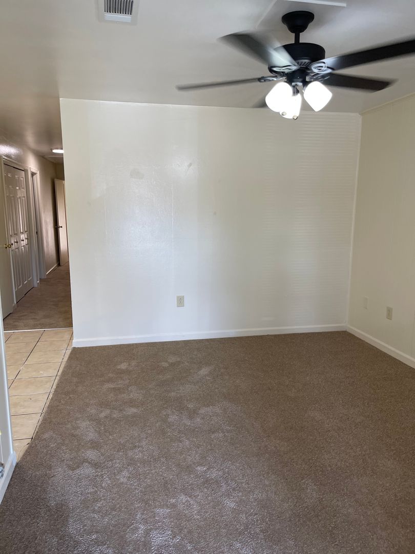 Baton Rouge Apartment: 8154 Jefferson Park
