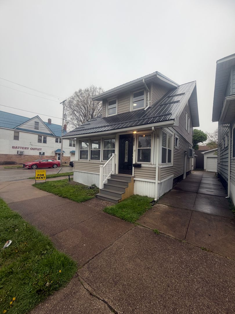 Erie House: 2901 LIBERTY