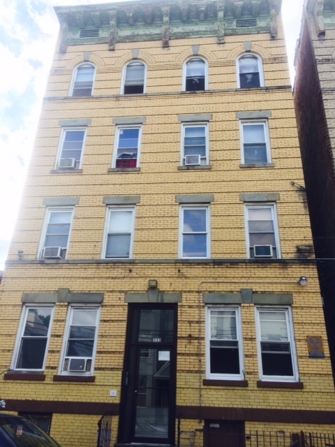 Jersey City Apartment: 333 Randolph Avenue