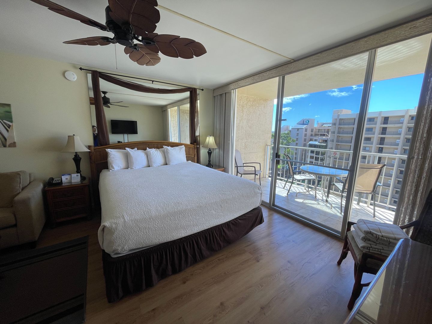 Lahaina Condo: 4365 L. Honoapiilani Rd #1018