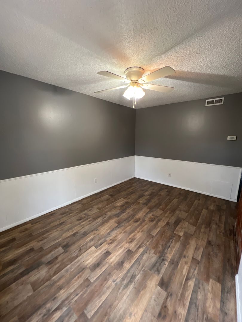 1007 H ST 5, BARLING, AR 72923