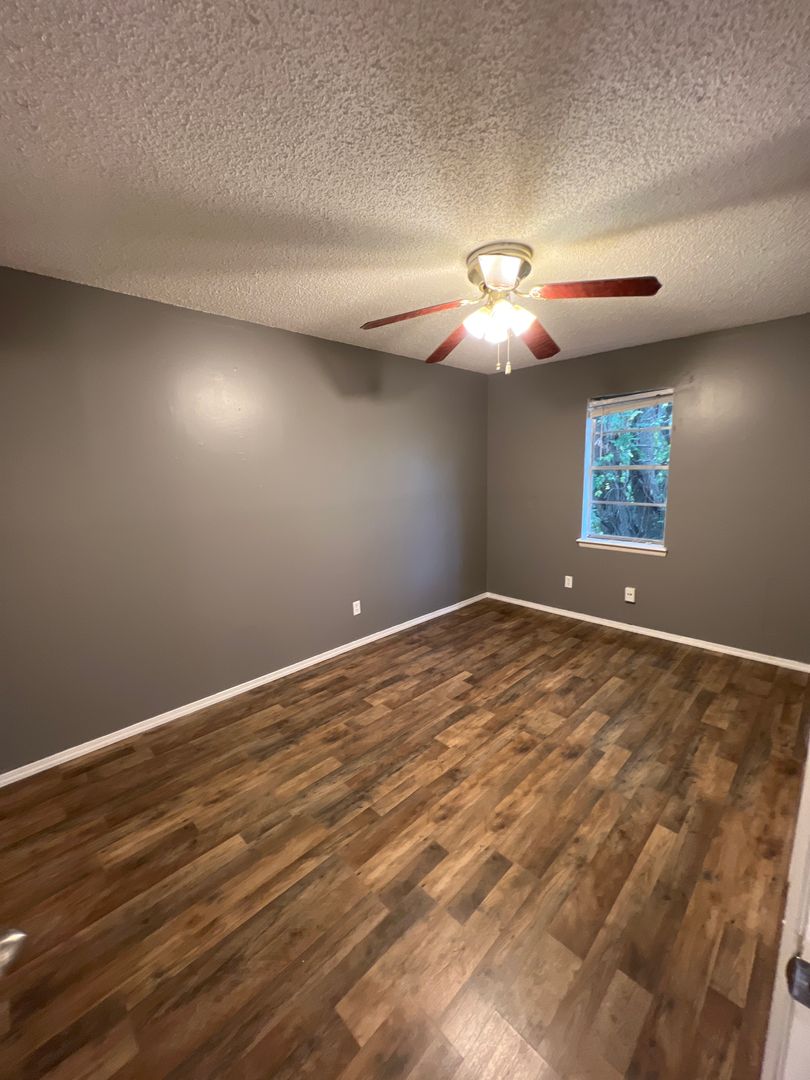 1007 H ST 5, BARLING, AR 72923