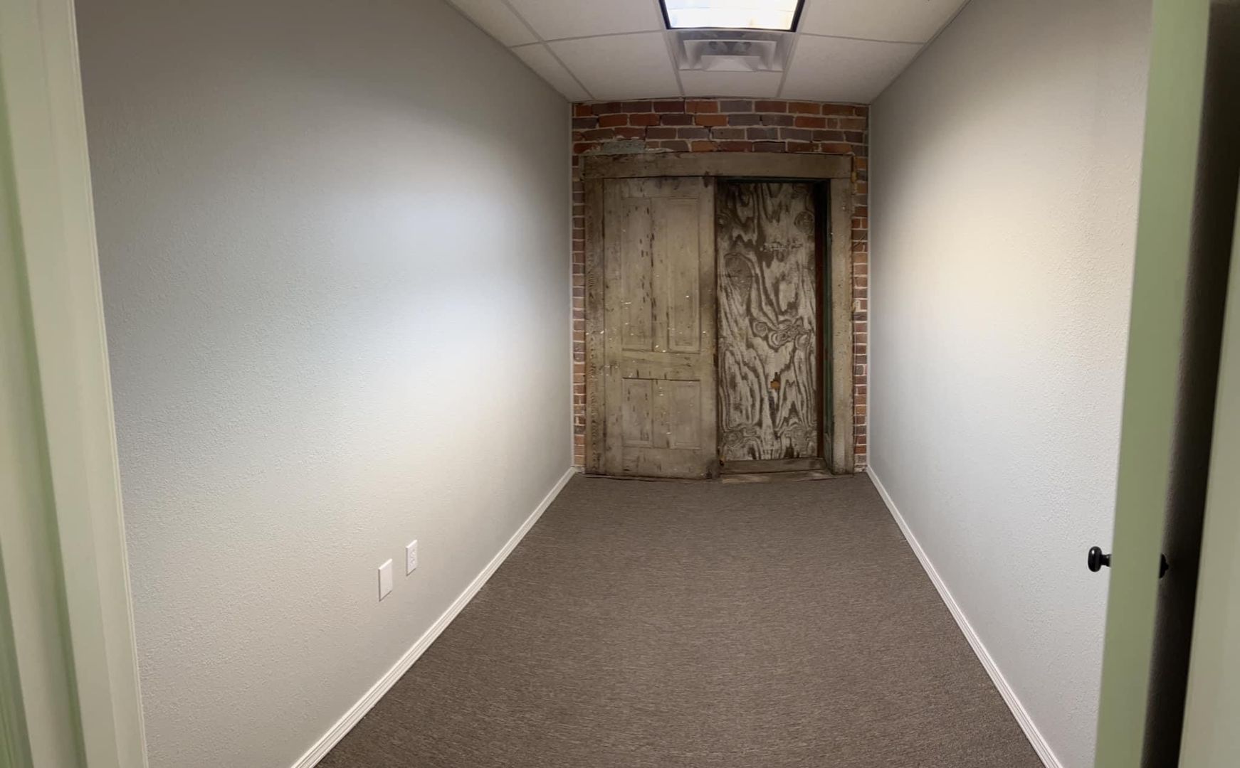 615A Main St.Entire Office, Van Buren, AR 72956