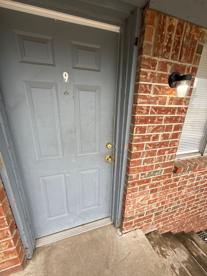 ARKOMA Apartment: 317 YOUNG ST